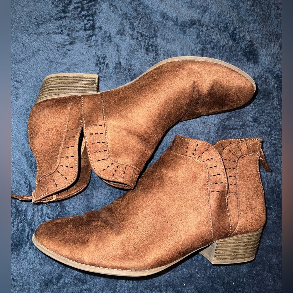 Arizona booties! Perfect for fall!